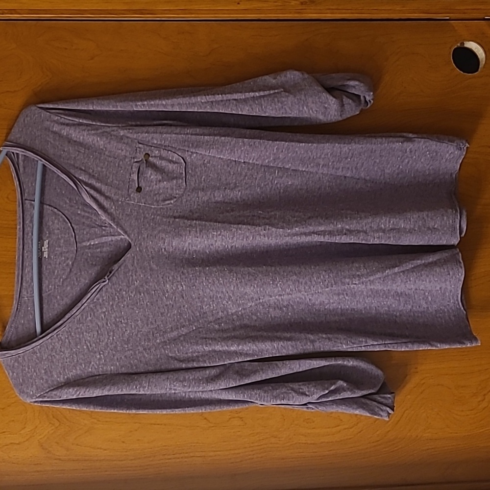 A.N.A size Medium purple top